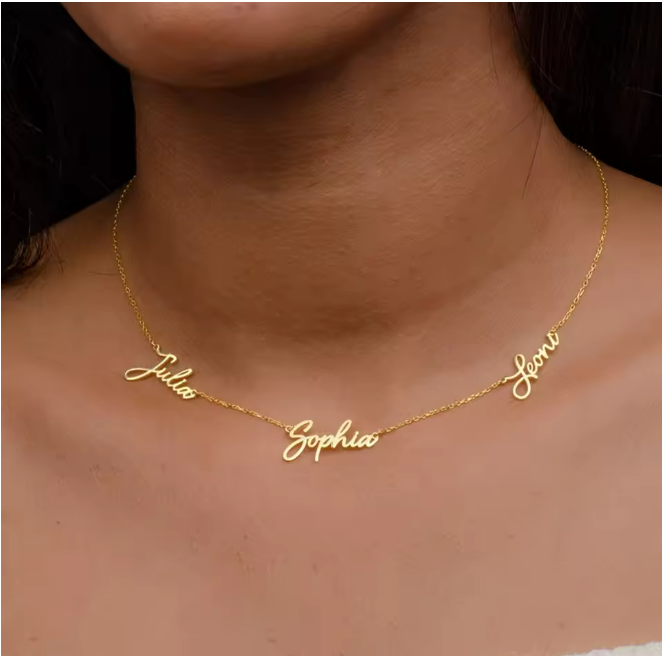 Multiple name necklace