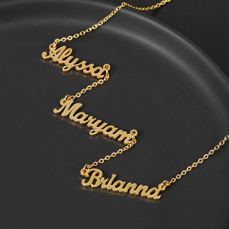 Multiple name necklace