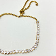 Load image into Gallery viewer, Toggle tennis bracelet
