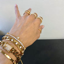 Load image into Gallery viewer, Crystal bezel bracelet
